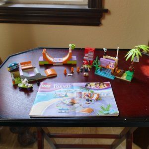 LEGO Friends Heartlake Skate Park- 41099